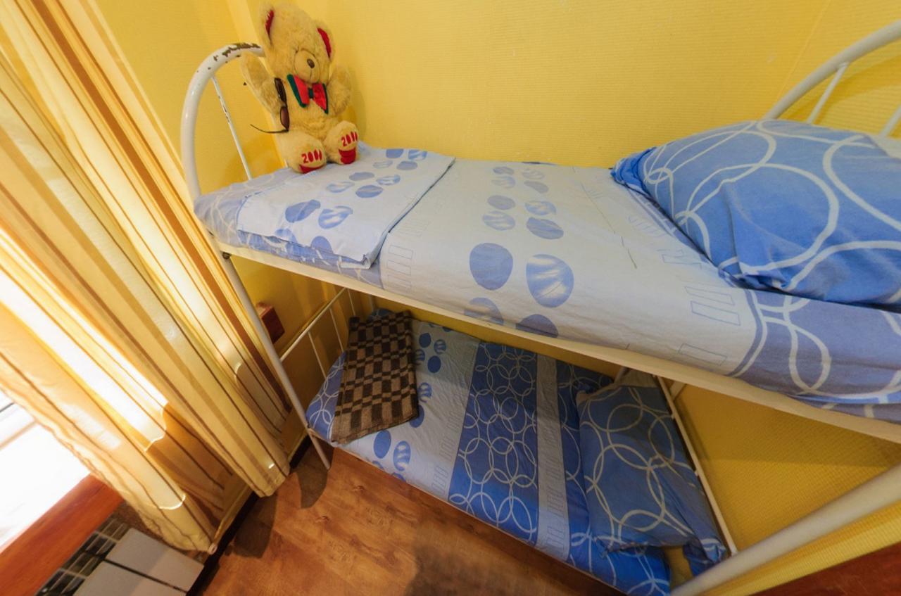 Yourhostel Svyatoshino Kiev Dış mekan fotoğraf