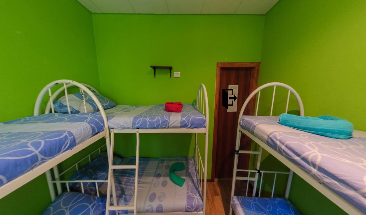 Yourhostel Svyatoshino Kiev Dış mekan fotoğraf