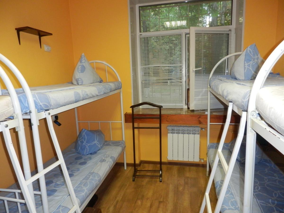 Yourhostel Svyatoshino Kiev Dış mekan fotoğraf